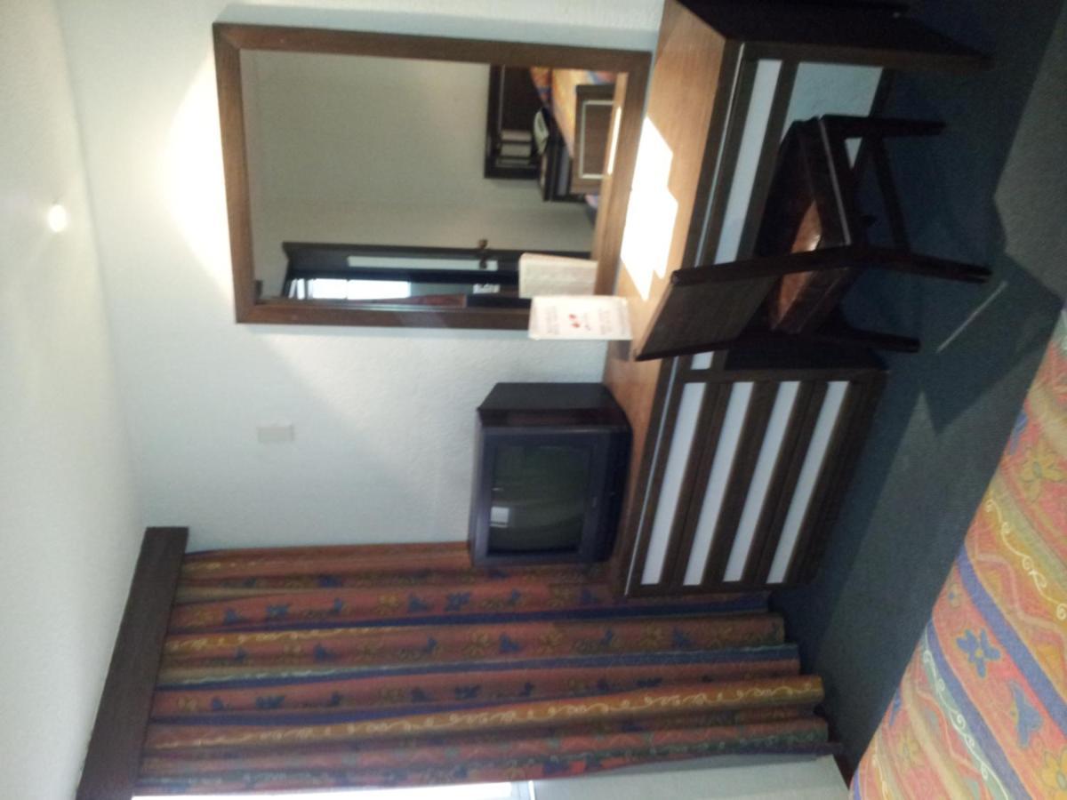Corinto Hotel เม็กซิโกซิตี้ ภายนอก รูปภาพ